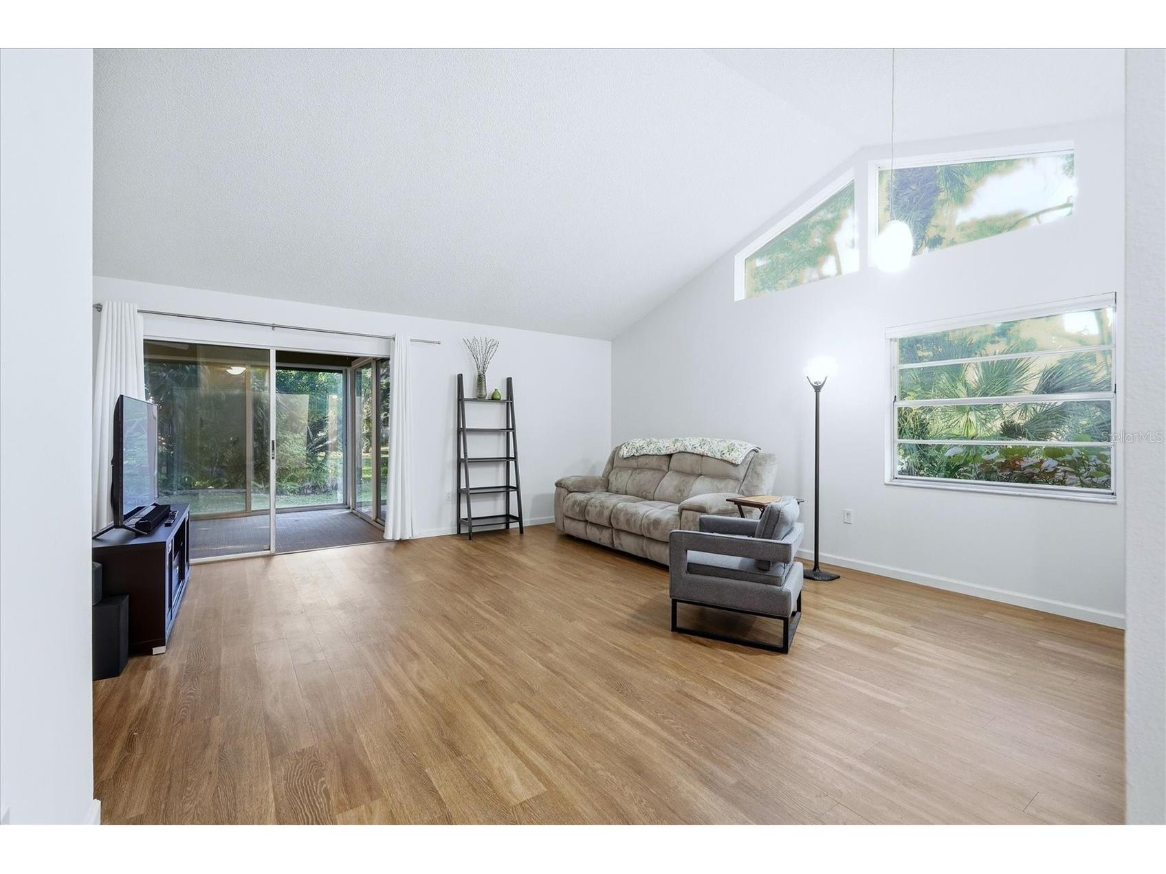 4819 Village Gardens Drive #110 Sarasota FL 34234 A4682380 image4