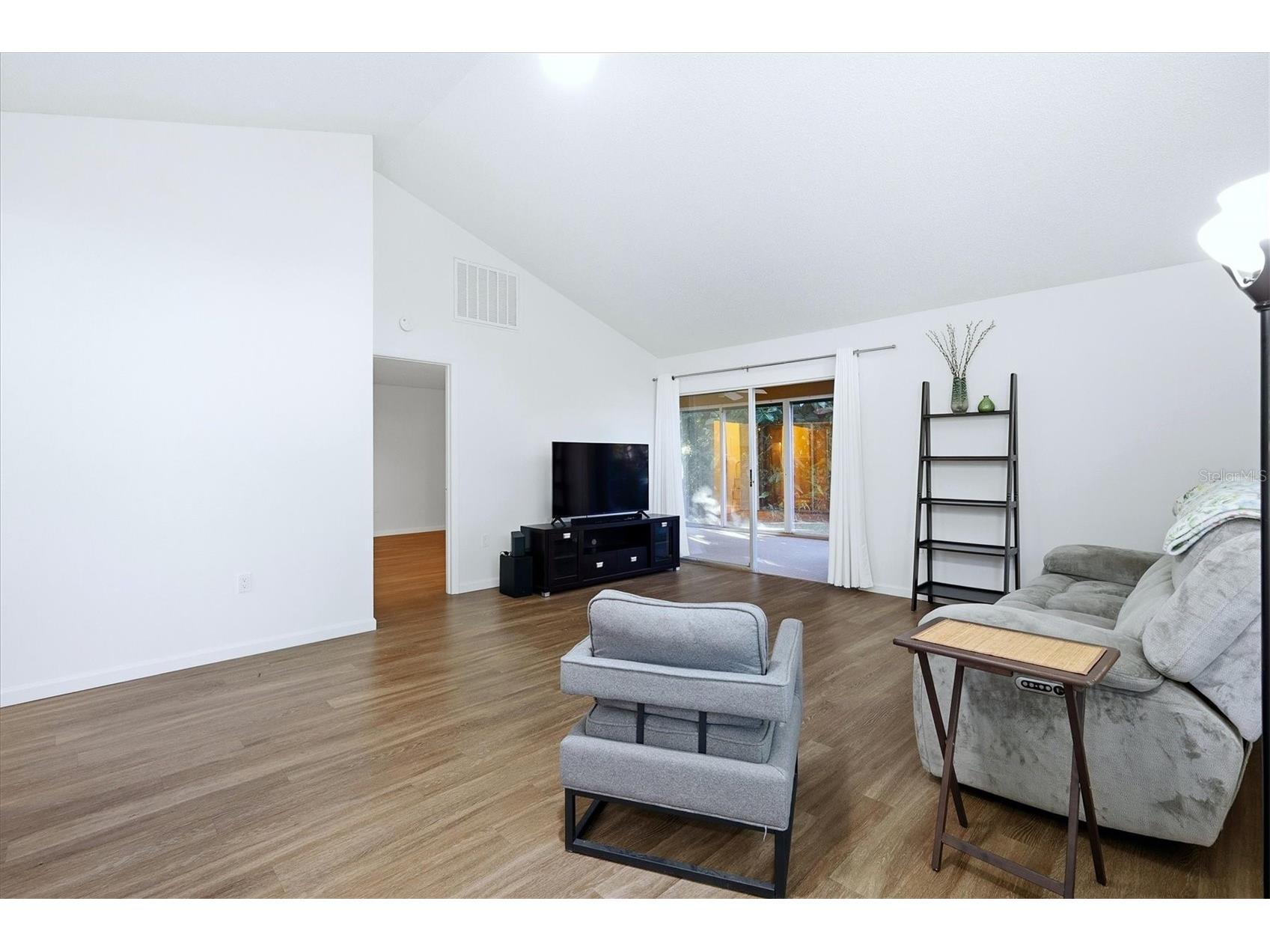 4819 Village Gardens Drive #110 Sarasota FL 34234 A4682380 image5