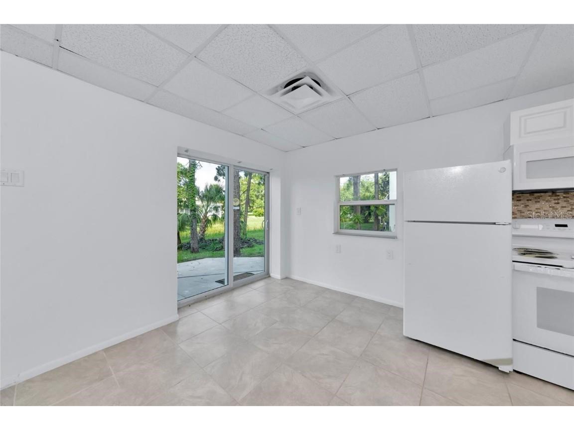 4819 Wecoma Avenue #B North Port FL 34287 A4669762 image5