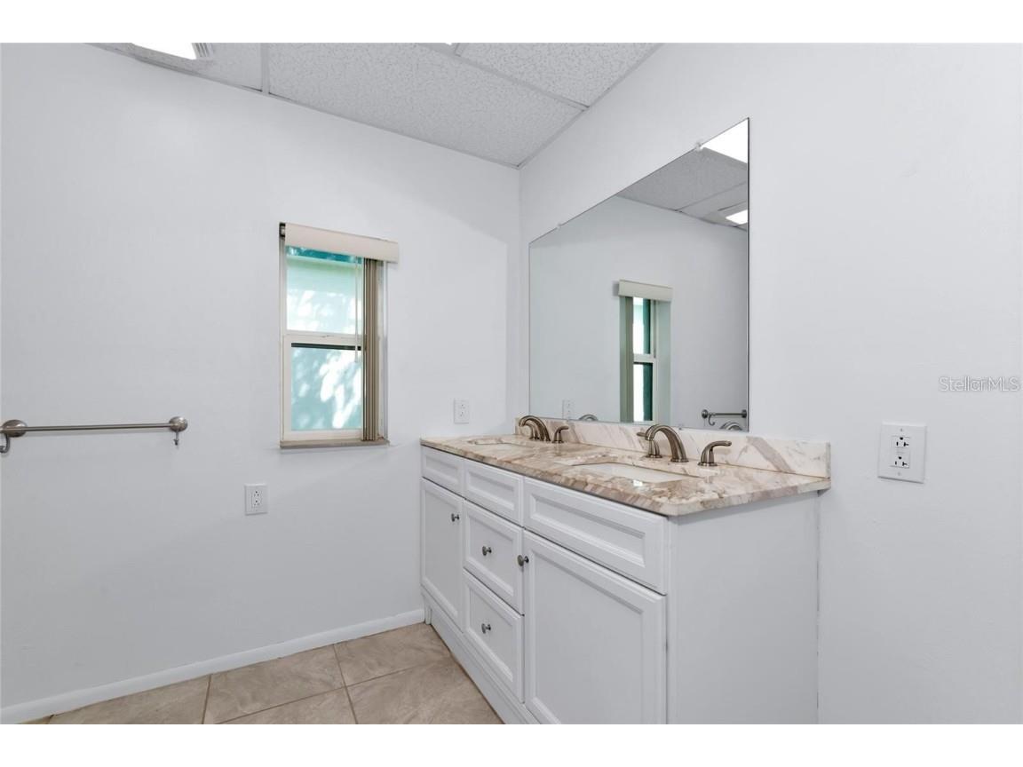 4819 Wecoma Avenue #B North Port FL 34287 A4669762 image9