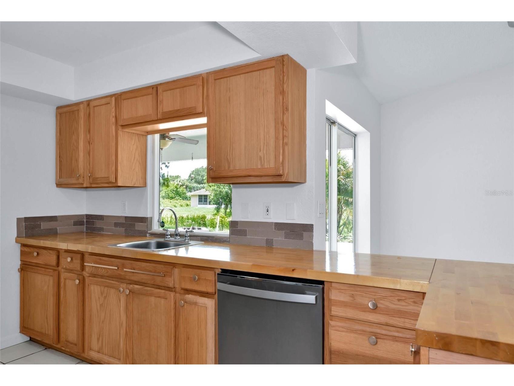 4819 Wecoma Avenue North Port FL 34287 A4698356 image7