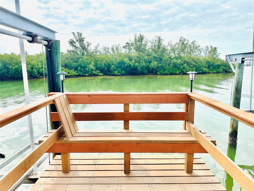 482 Boca Ciega Point Boulevard S #482 Saint Petersburg FL 33708 U8192486 image1