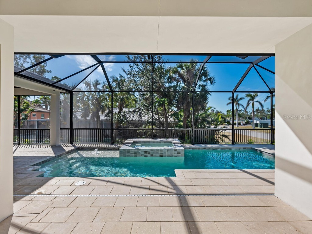 482 E Royal Flamingo Drive Sarasota FL 34236 A4664936 image35