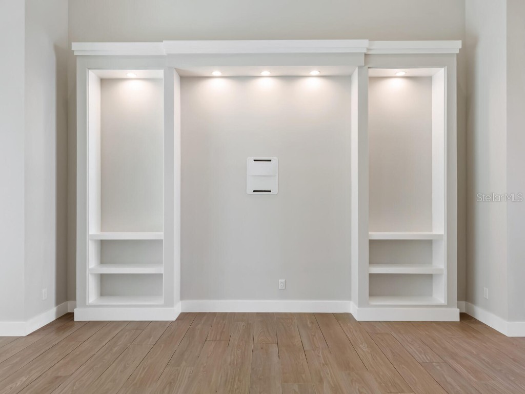 482 E Royal Flamingo Drive Sarasota FL 34236 A4664936 image7