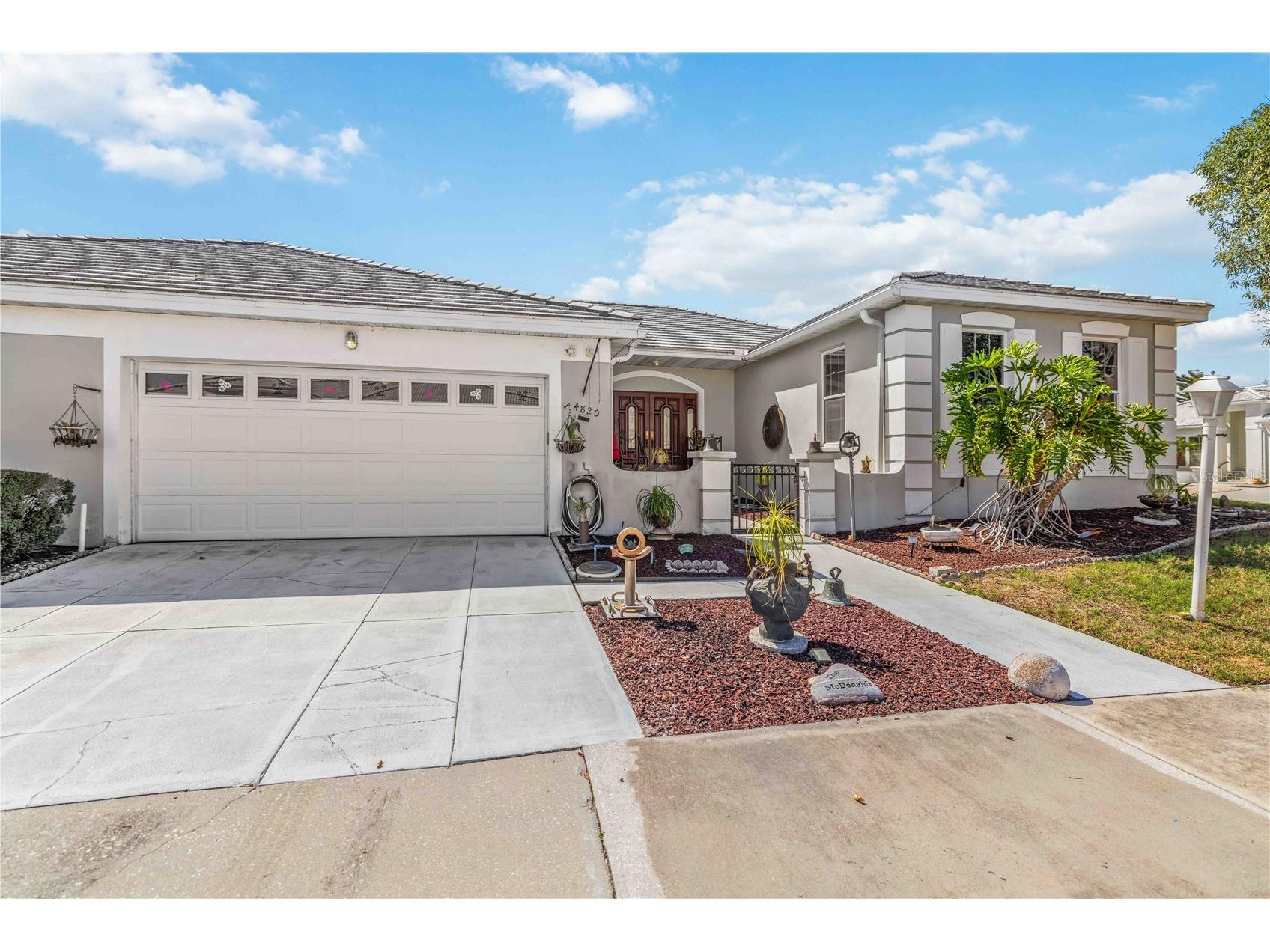 4820 61st Avenue Drive W Bradenton FL 34210 A4685629 image1