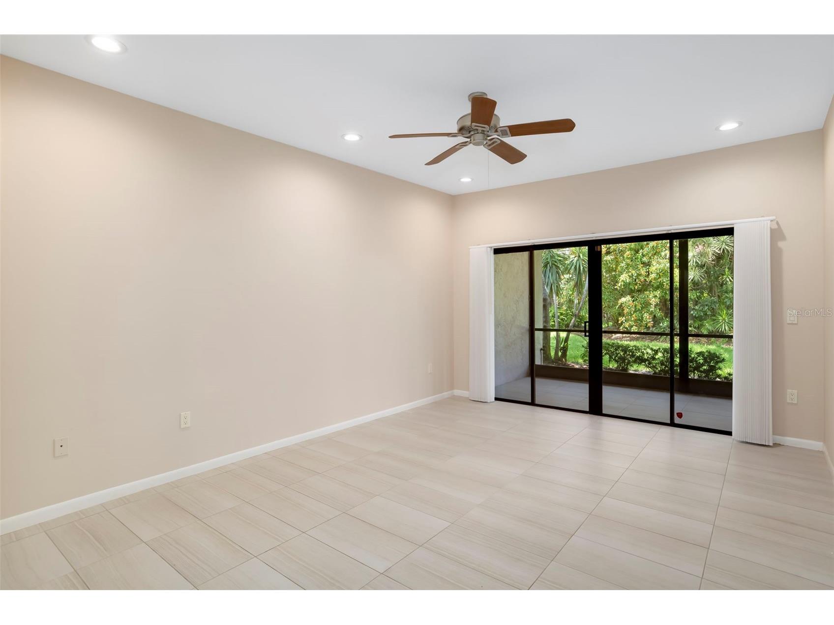 4820 Kestral Park Circle #18 Sarasota FL 34231 A4694438 image31