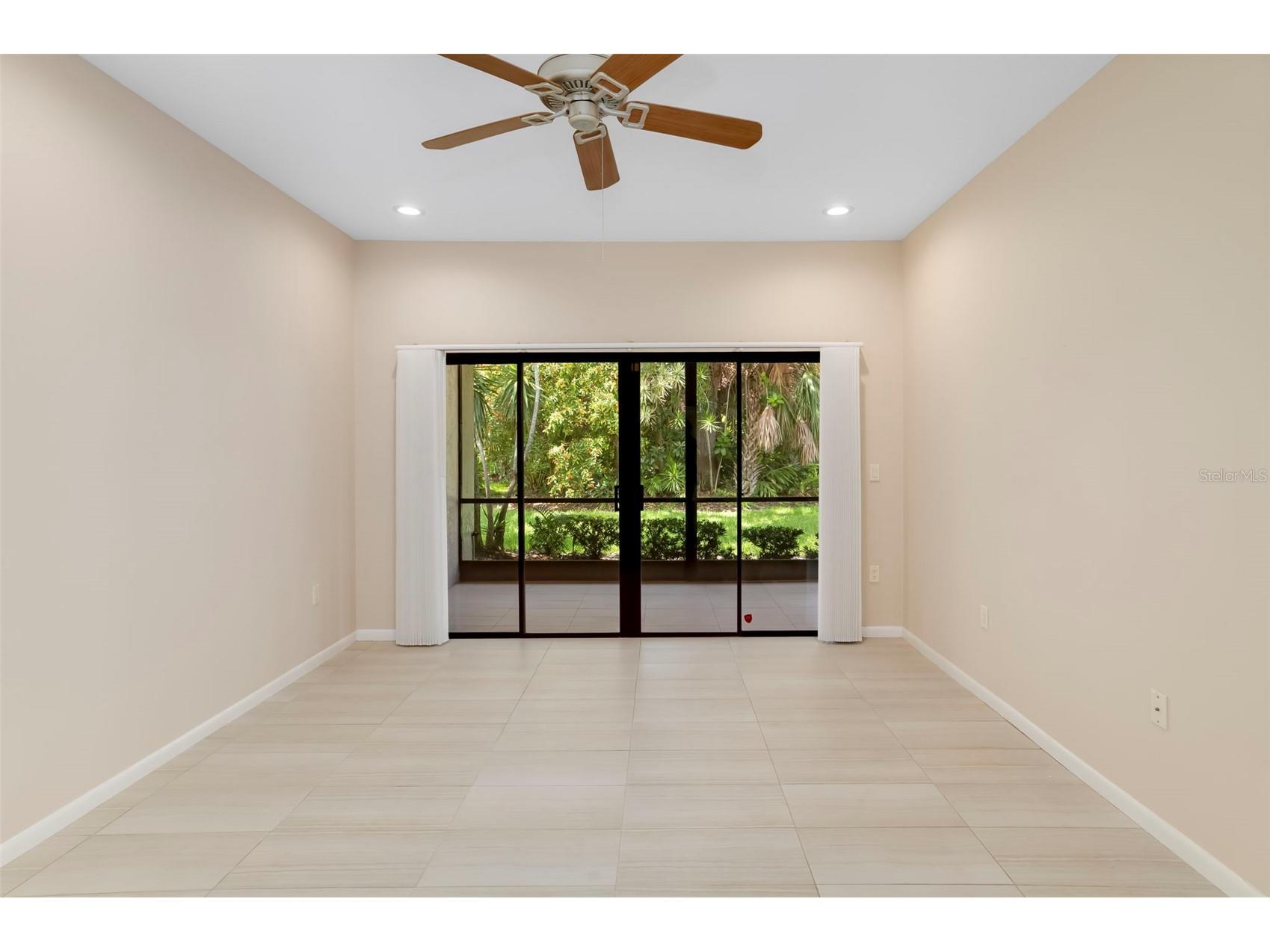 4820 Kestral Park Circle #18 Sarasota FL 34231 A4694438 image32