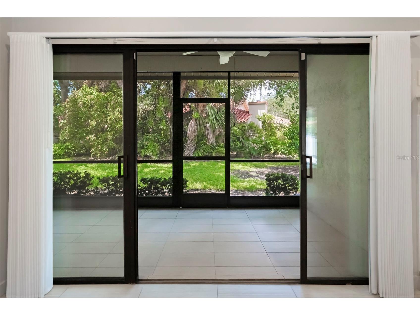 4820 Kestral Park Circle #18 Sarasota FL 34231 A4694438 image33