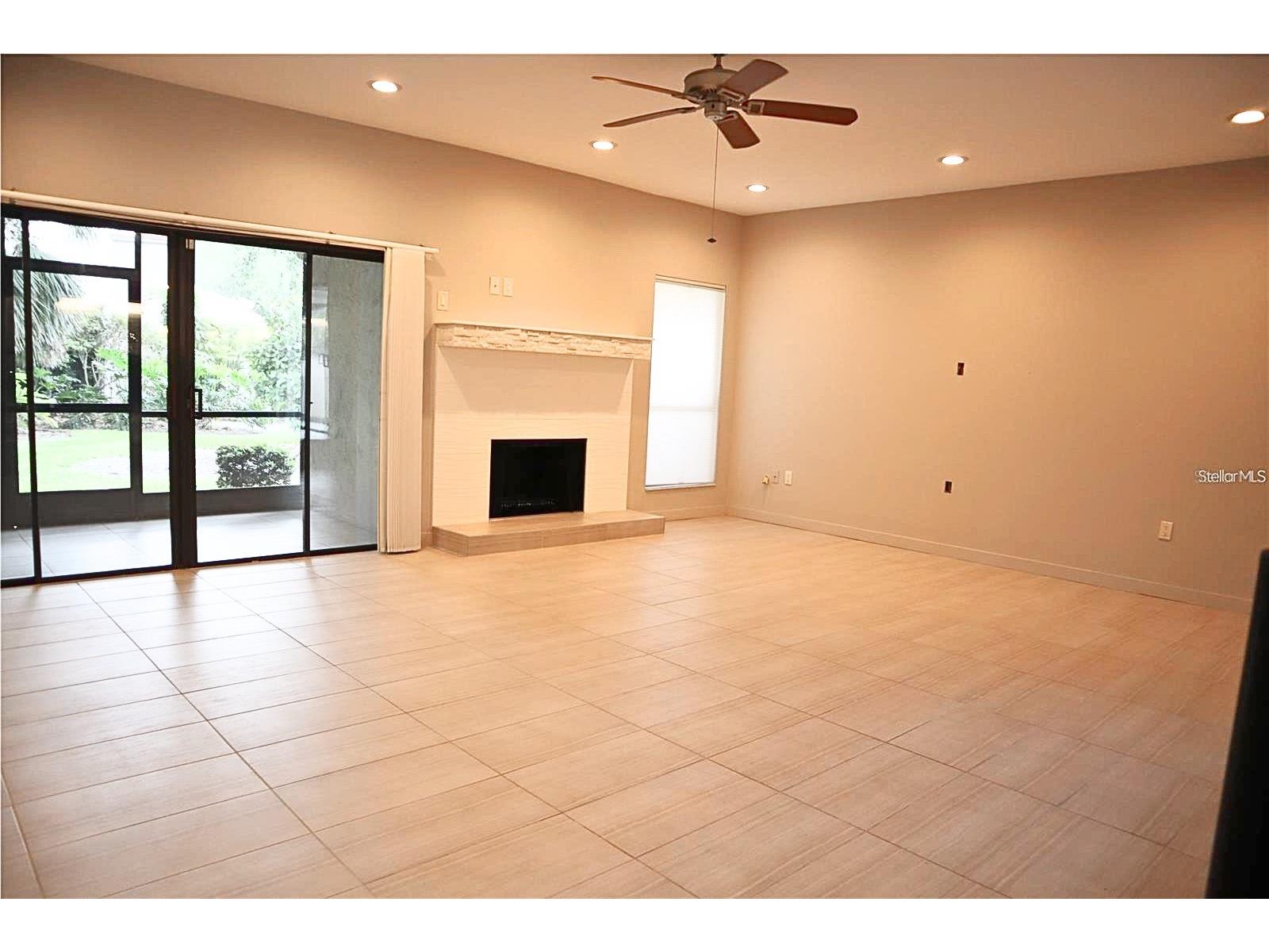 4820 Kestral Park Circle #18 Sarasota FL 34231 A4694438 image4