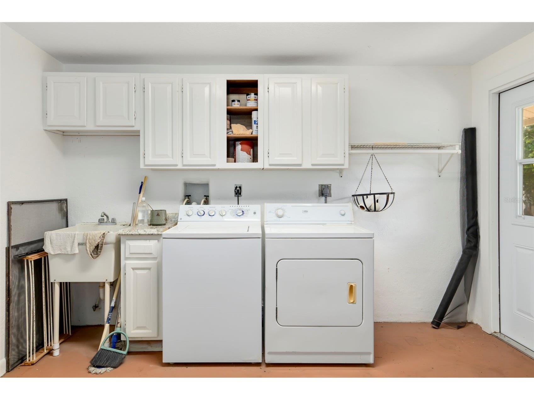4820 Kestral Park Circle #18 Sarasota FL 34231 A4694438 image43