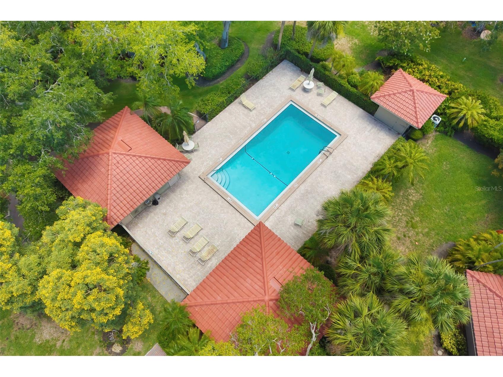 4820 Kestral Park Circle #18 Sarasota FL 34231 A4694438 image46