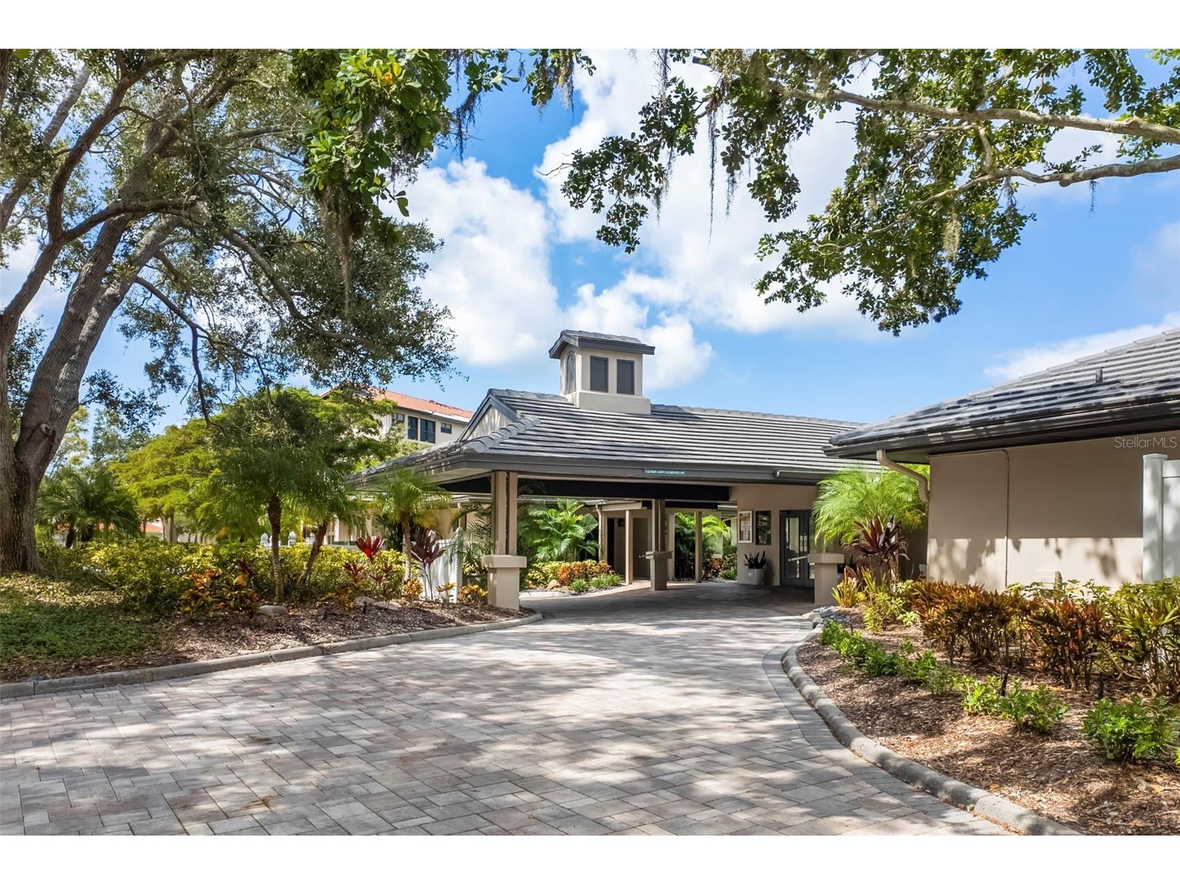 4820 Kestral Park Circle #18 Sarasota FL 34231 A4694438 image51