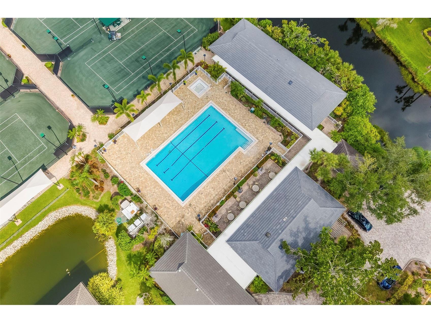 4820 Kestral Park Circle #18 Sarasota FL 34231 A4694438 image56