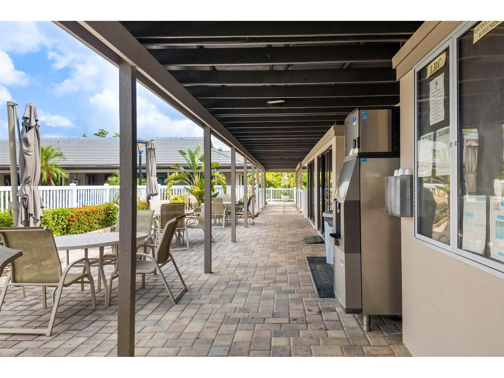 4820 Kestral Park Circle #18 Sarasota FL 34231 A4694438 image57