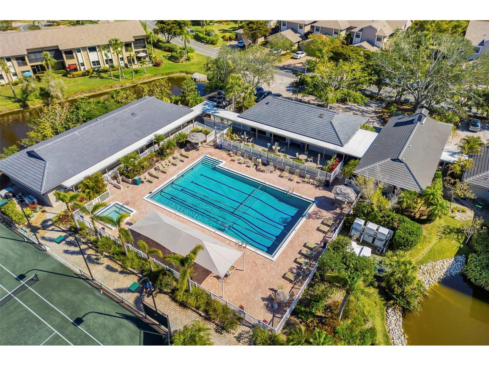 4820 Kestral Park Circle #18 Sarasota FL 34231 A4694438 image60