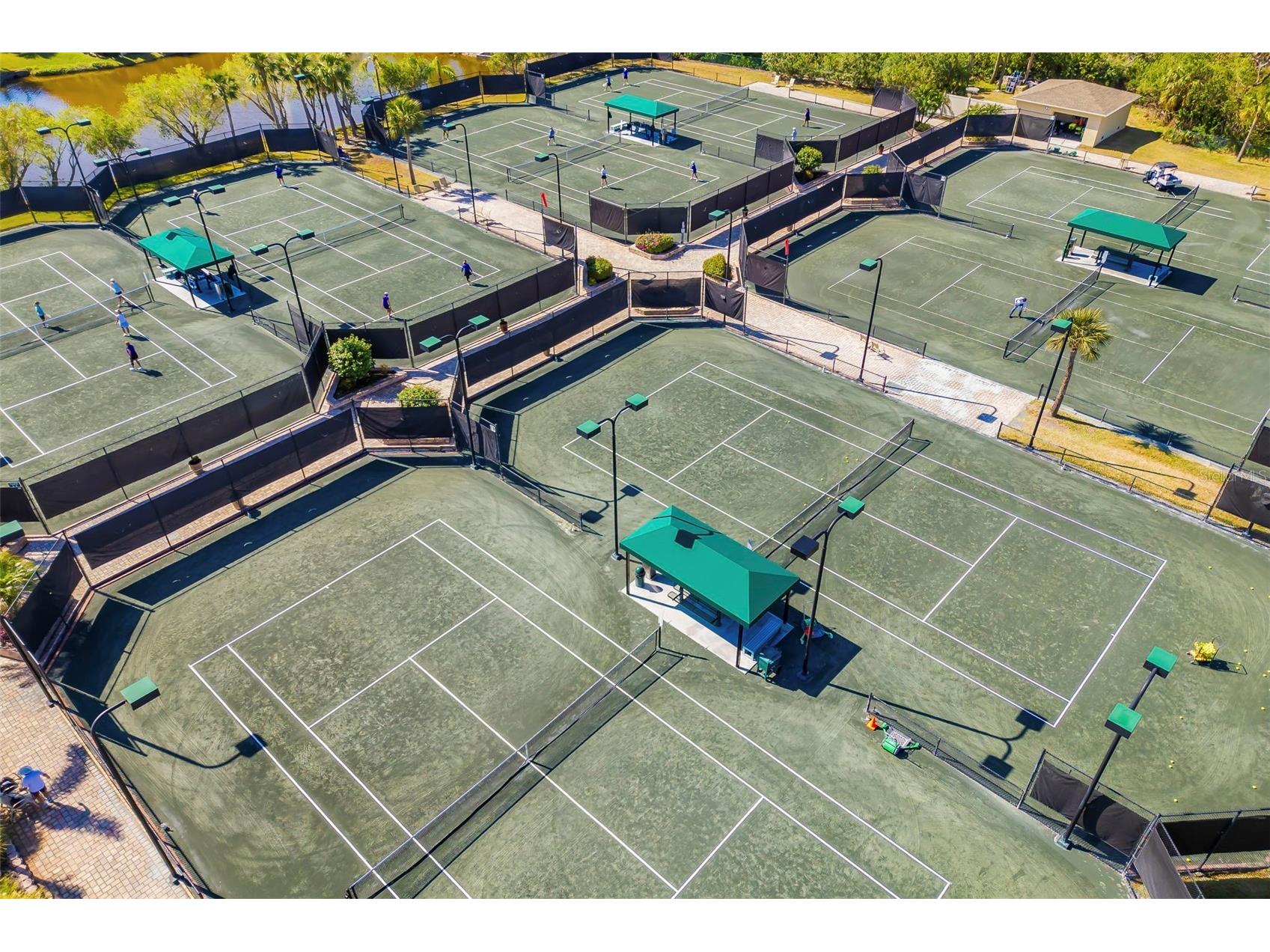 4820 Kestral Park Circle #18 Sarasota FL 34231 A4694438 image65