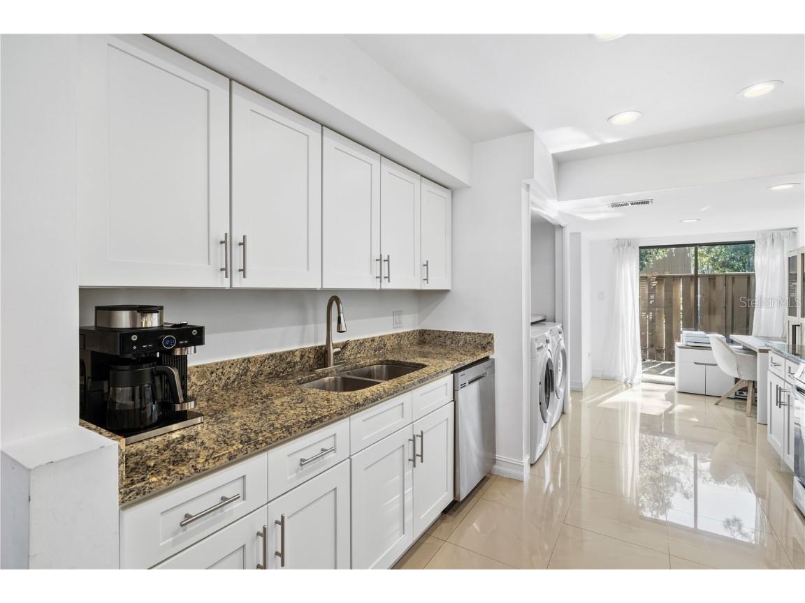 4820 Pebble Beach Drive #B Orlando FL 32811 O6340180 image8