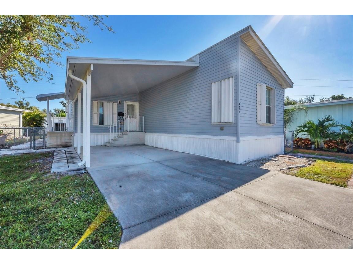 4820 Sea Island Avenue Sarasota FL 34234 A4669426 image1