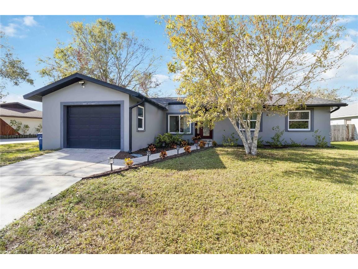 4820 Sunday Court Sarasota FL 34235 A4634898 image1