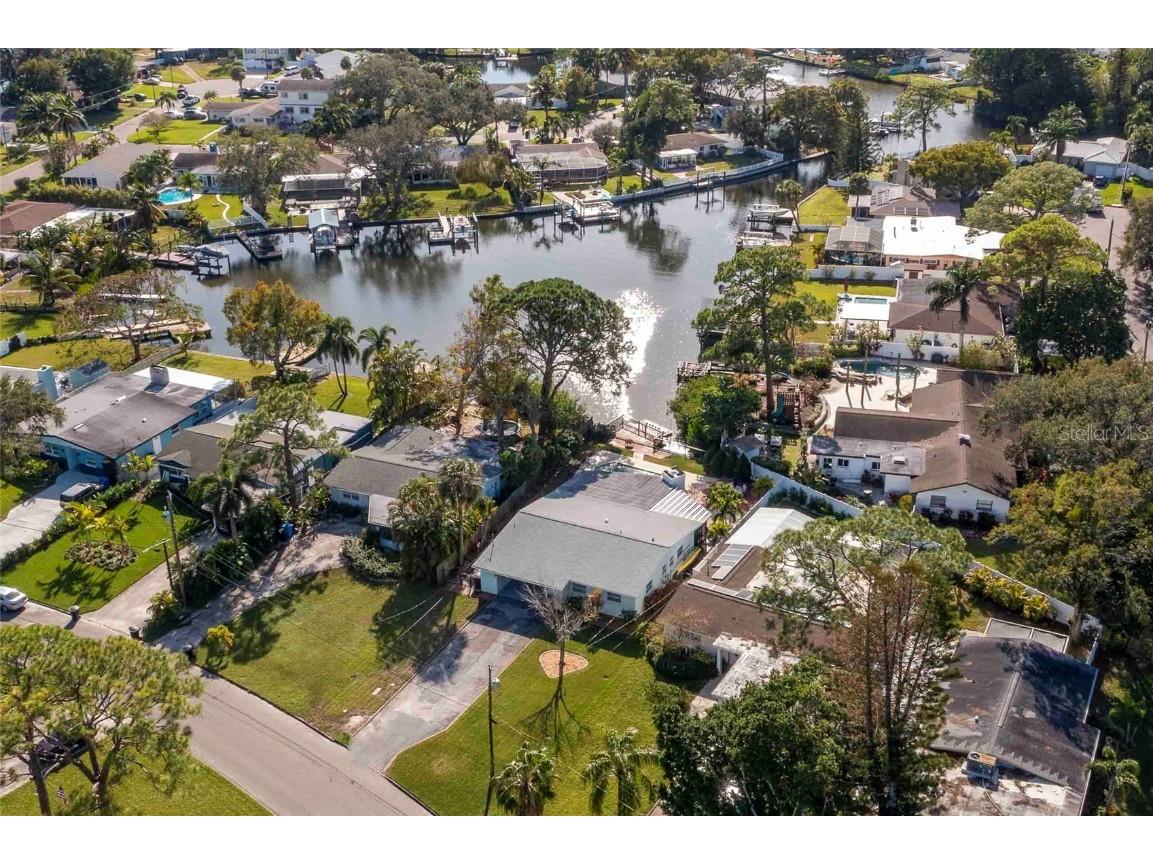 4820 Venetian Boulevard NE Saint Petersburg FL 33703 U8186087 image1