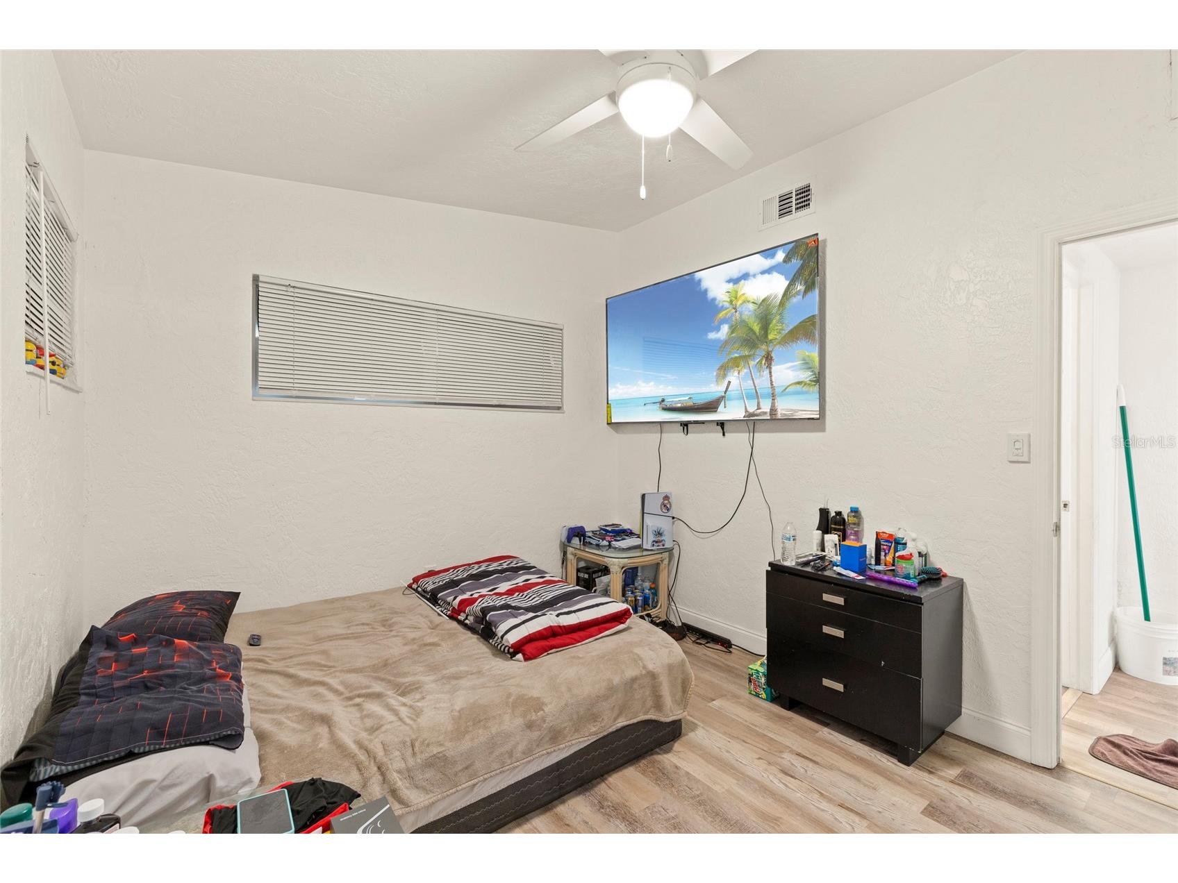 4821 Elfrida Avenue Sarasota FL 34235 A4684754 image10