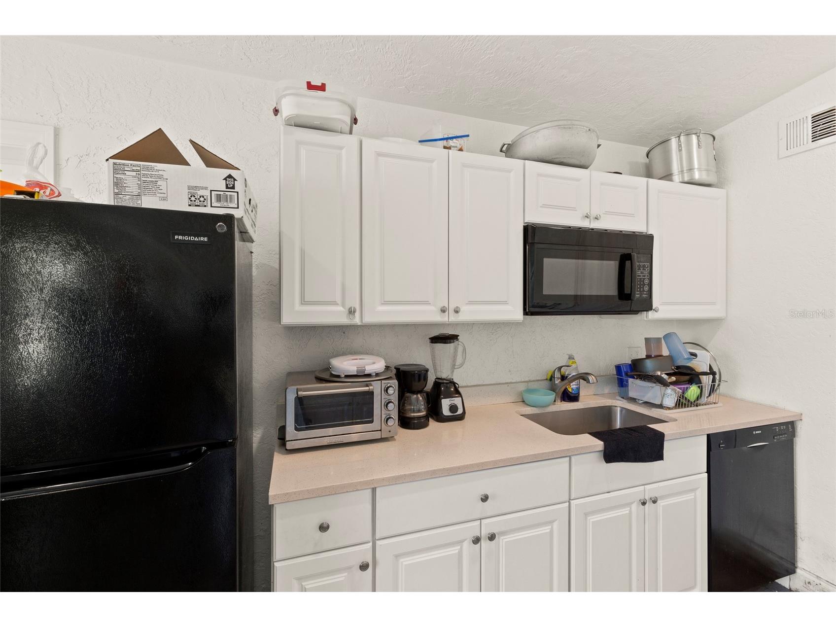 4821 Elfrida Avenue Sarasota FL 34235 A4684754 image5