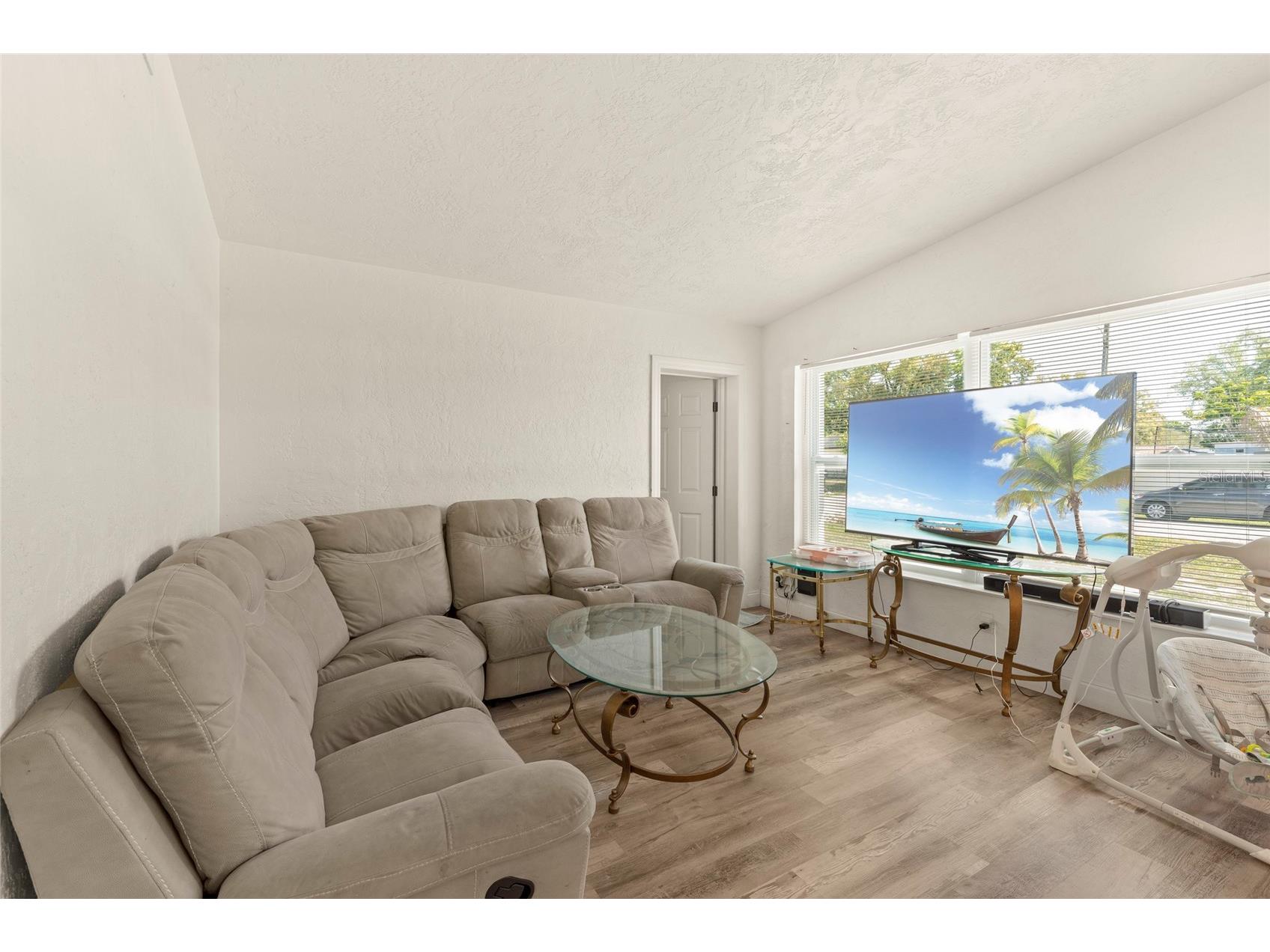 4821 Elfrida Avenue Sarasota FL 34235 A4684754 image6