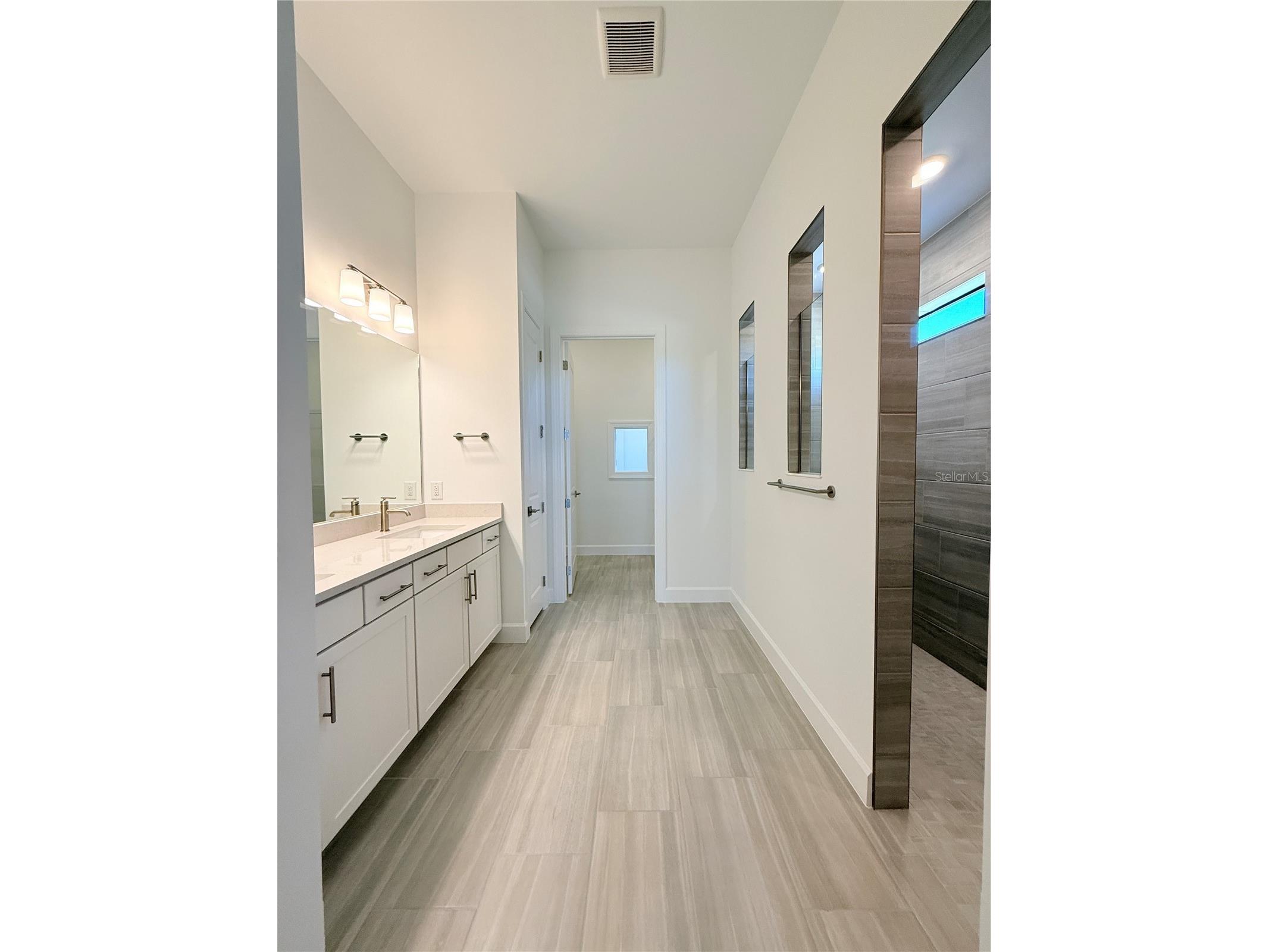 4821 Long Point Run Lakewood Ranch FL 34211 TB8511618 image22