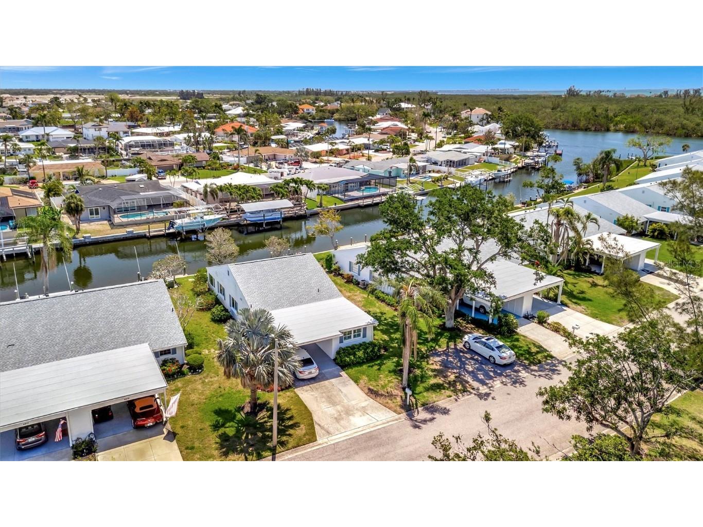 4821 Mount Vernon Drive #4821 Bradenton FL 34210 - SARASOTA BAY A4668910 image1