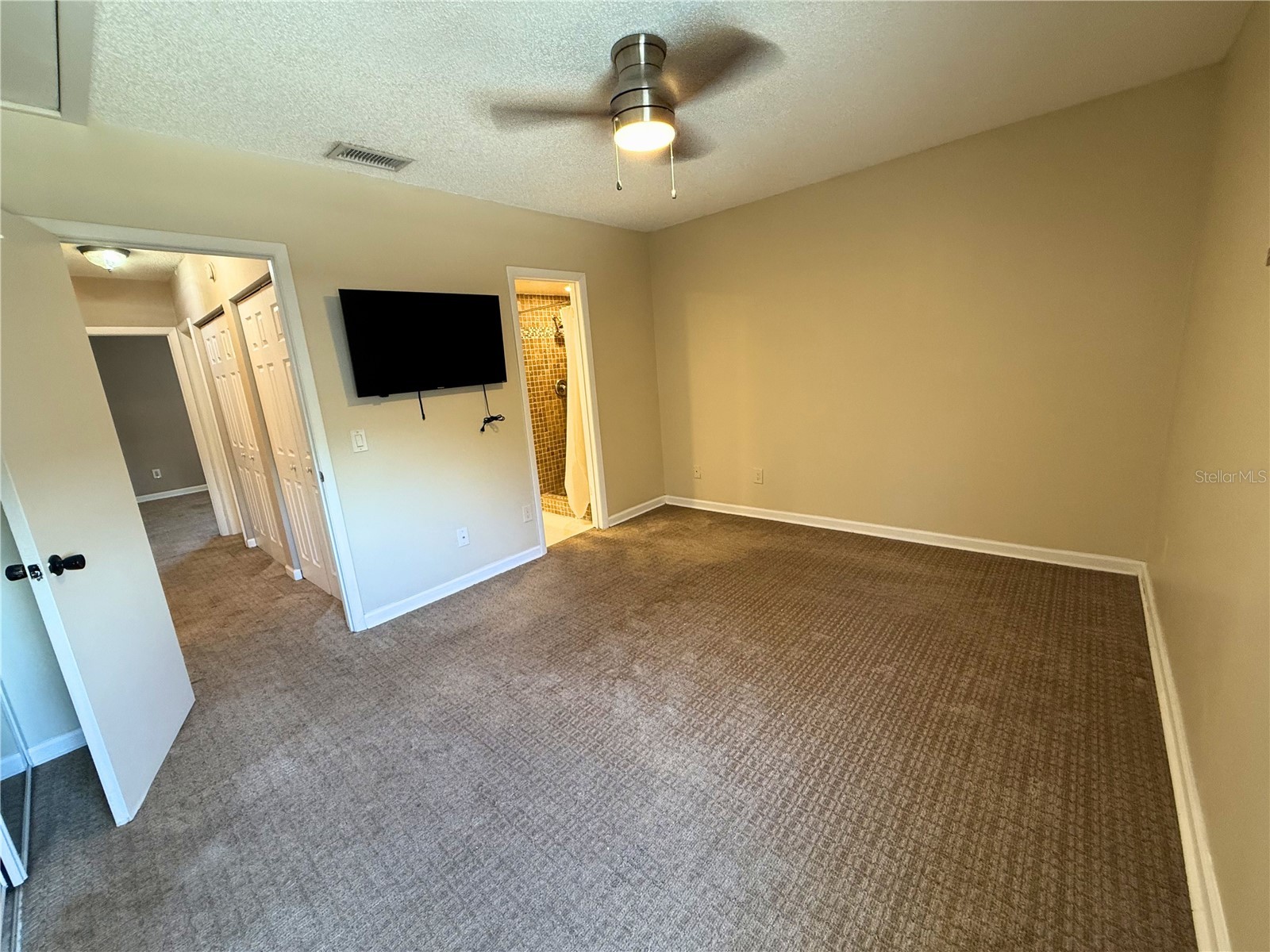 4821 W Mcelroy Avenue #D210 Tampa FL 33611 TB8508253 image11