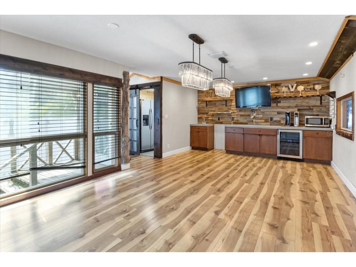 4822 3rd Avenue S Saint Petersburg FL 33711 U8252229 image21