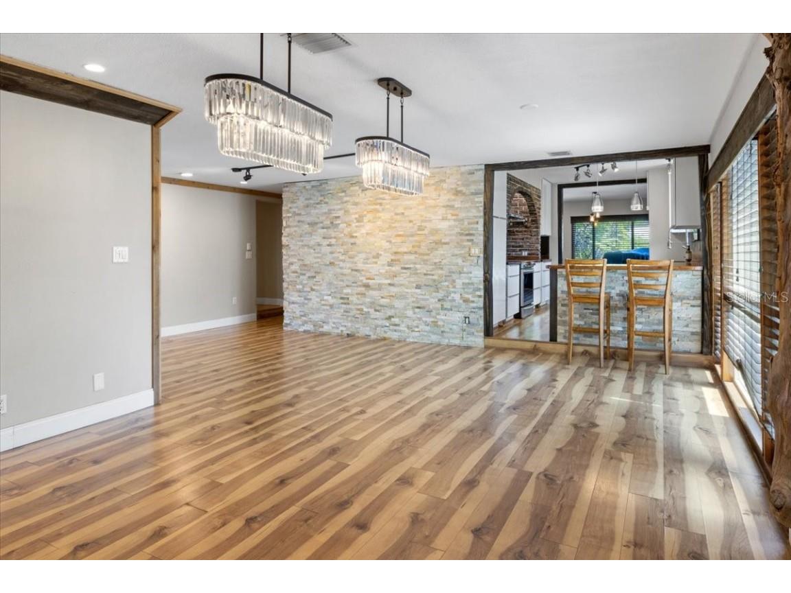 4822 3rd Avenue S Saint Petersburg FL 33711 U8252229 image25