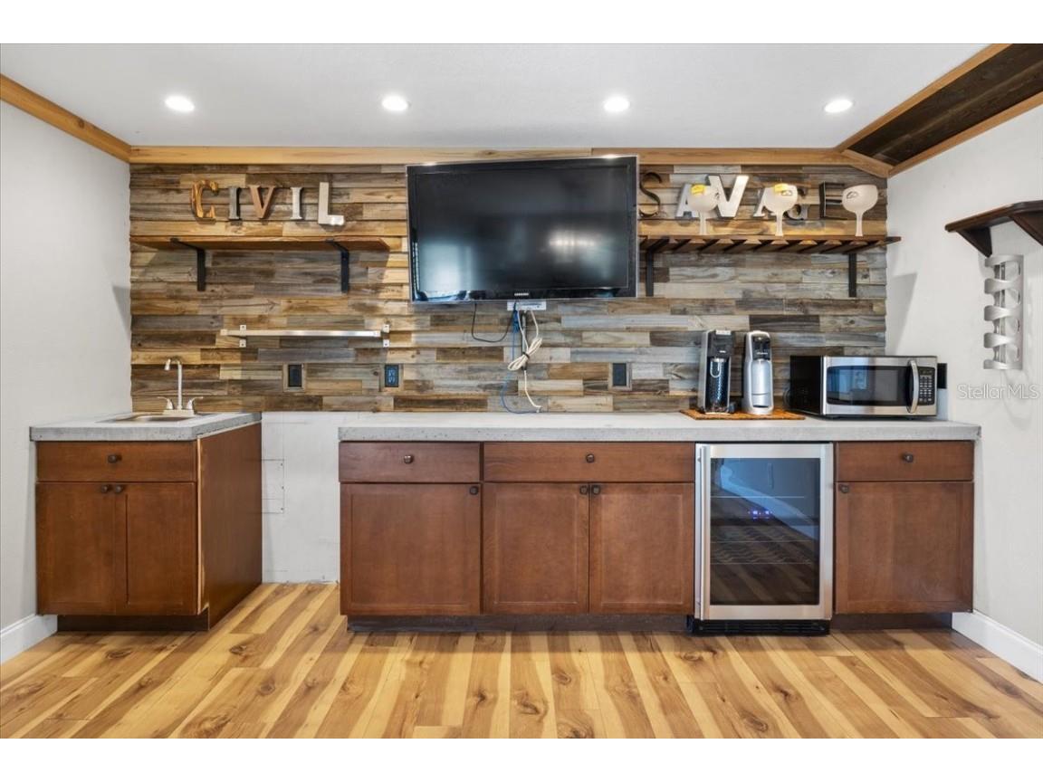 4822 3rd Avenue S Saint Petersburg FL 33711 U8252229 image28