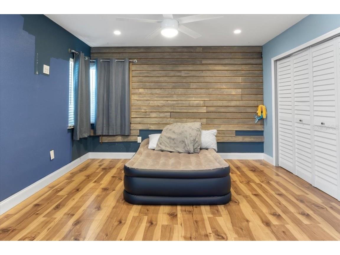 4822 3rd Avenue S Saint Petersburg FL 33711 U8252229 image38