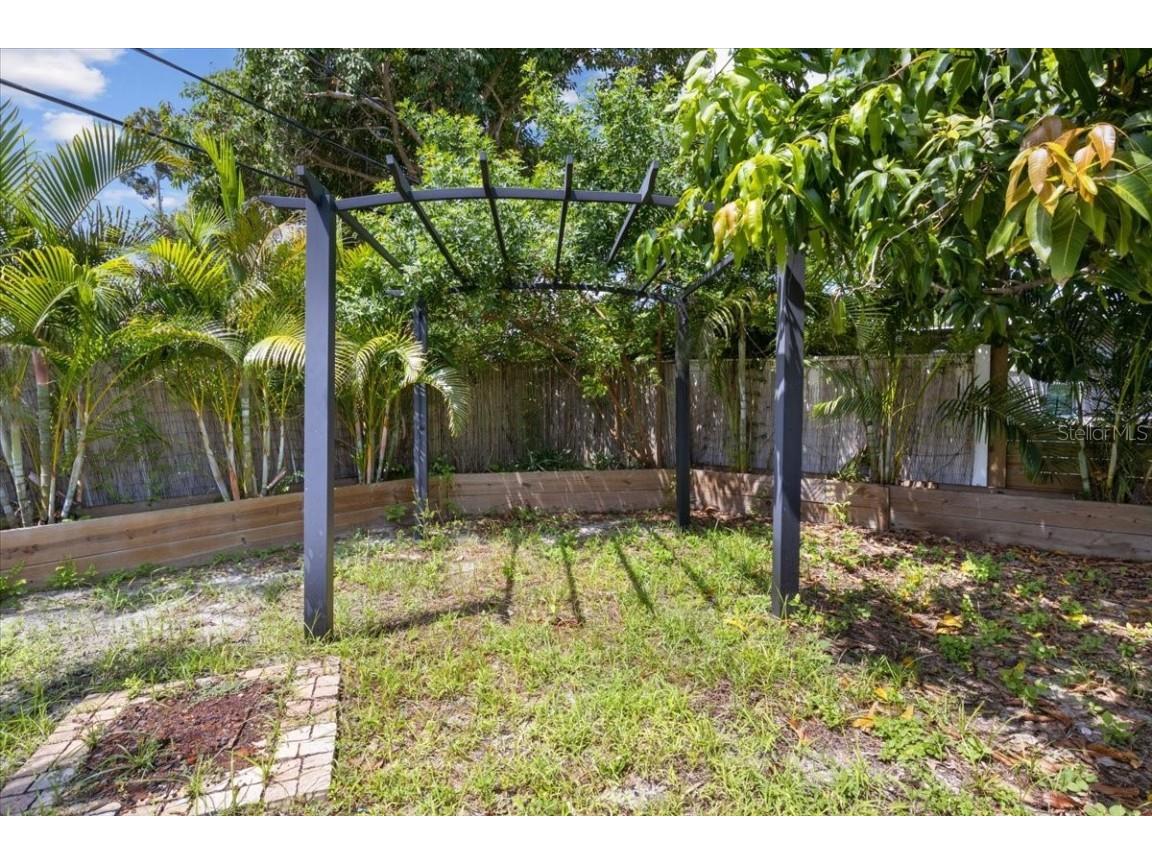 4822 3rd Avenue S Saint Petersburg FL 33711 U8252229 image64