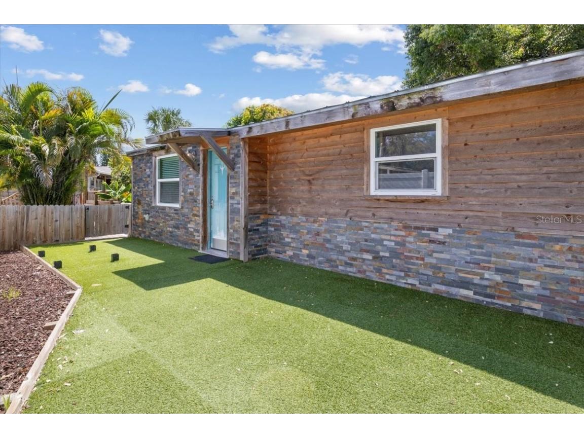 4822 3rd Avenue S Saint Petersburg FL 33711 U8252229 image69