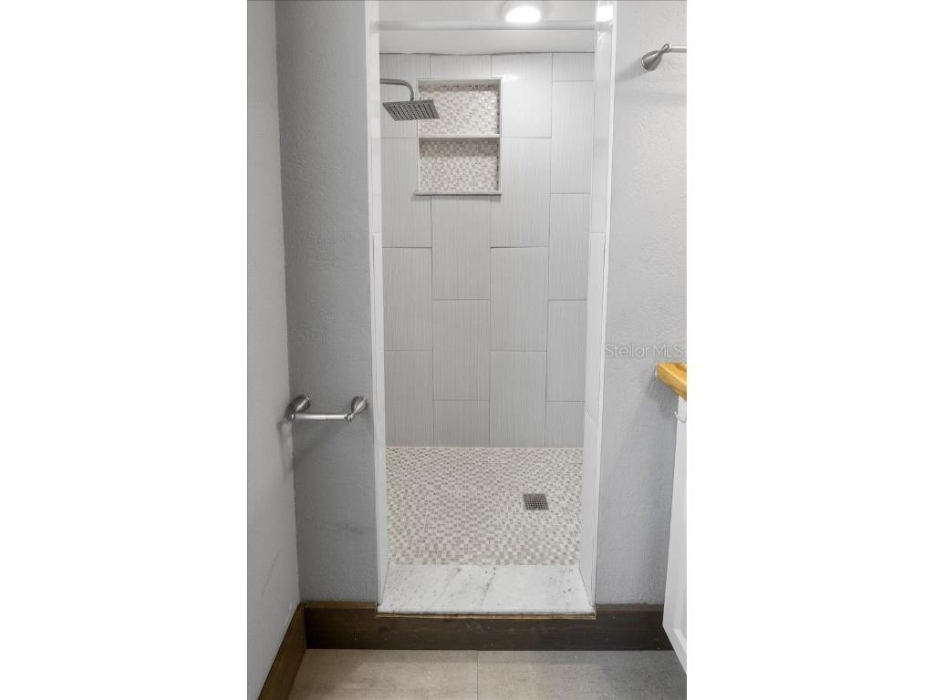 4822 3rd Avenue S Saint Petersburg FL 33711 U8252229 image83