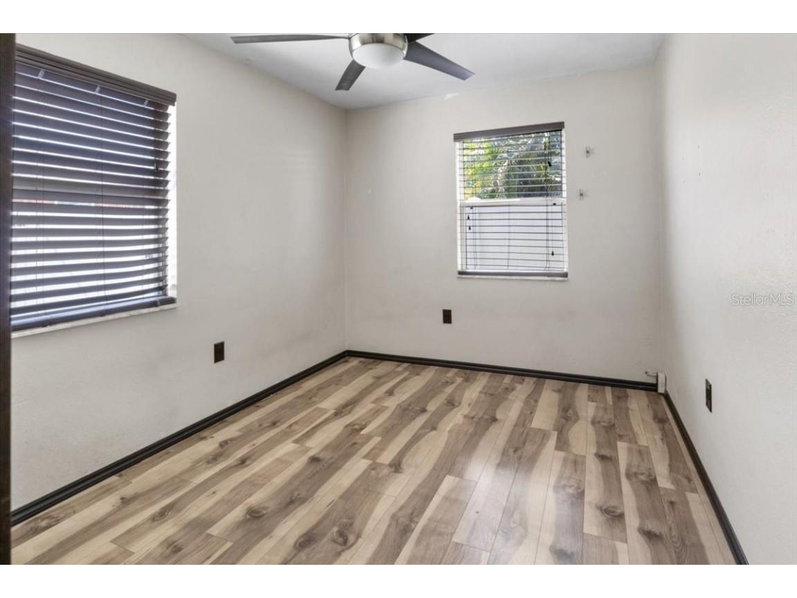 4822 3rd Avenue S Saint Petersburg FL 33711 U8252229 image91