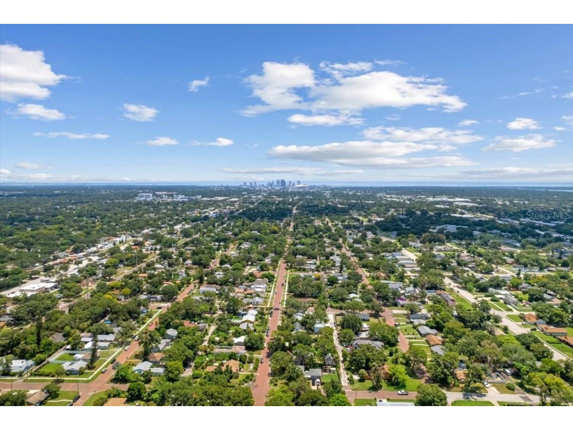 4822 3rd Avenue S Saint Petersburg FL 33711 U8252229 image95