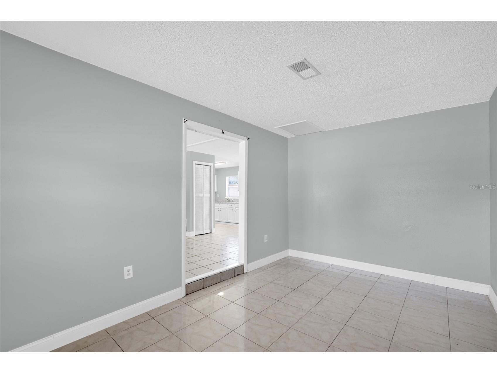 4822 Okeefe Street Orlando FL 32808 O6427590 image18