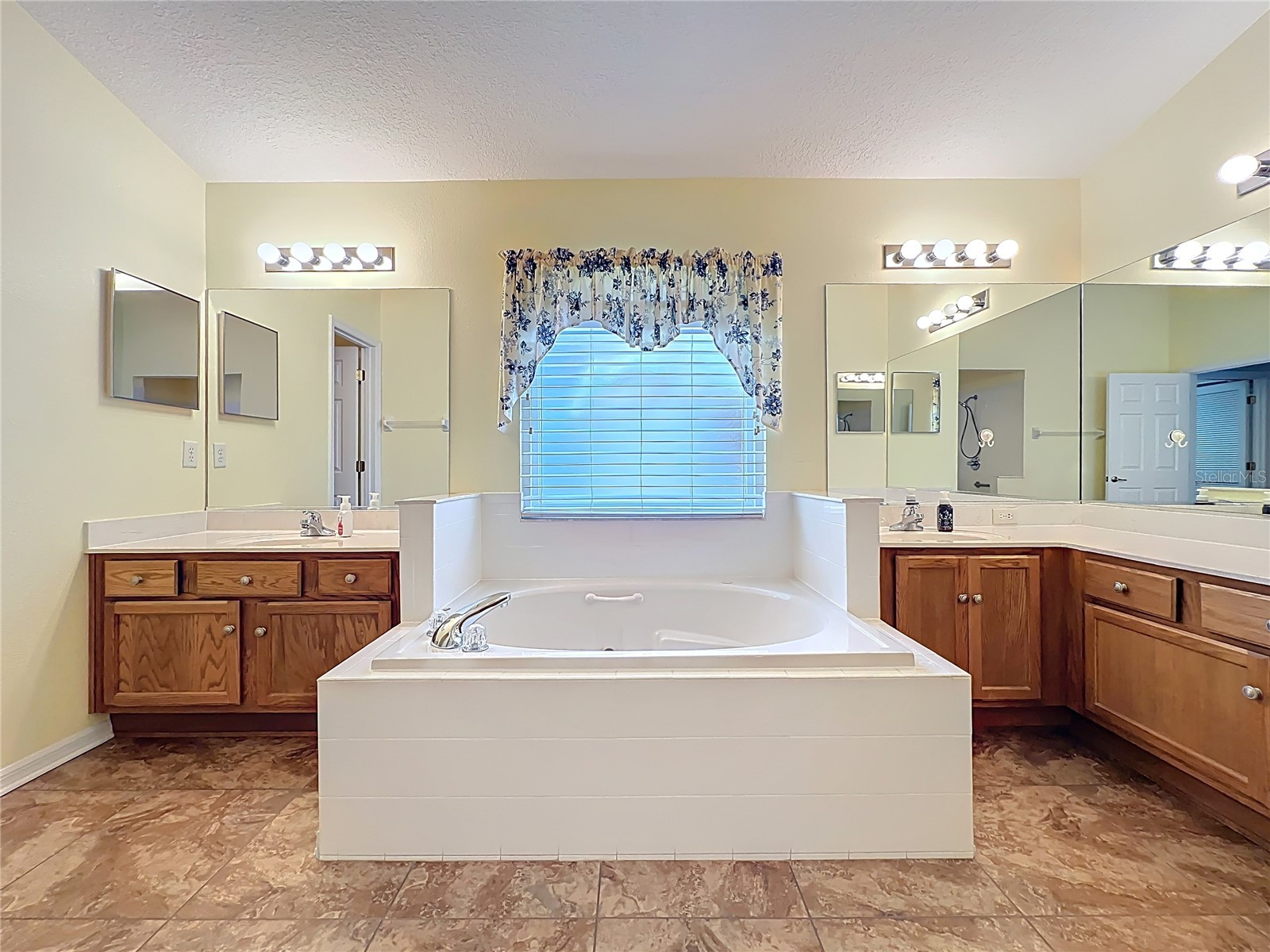 4822 Sawgrass Lake Circle Leesburg FL 34748 G5110667 image33