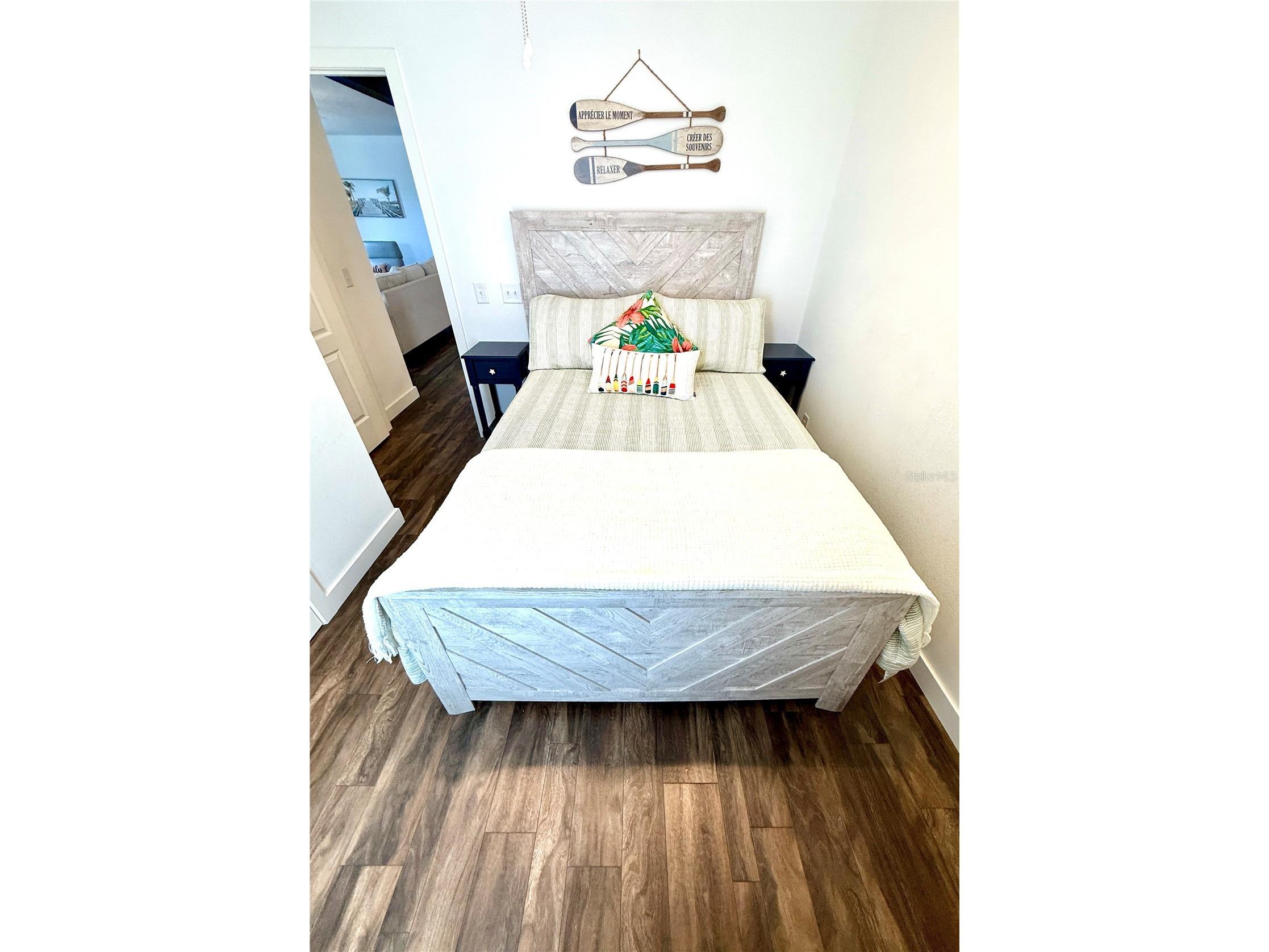 4822 Tri Par Drive Sarasota FL 34234 A4662179 image54