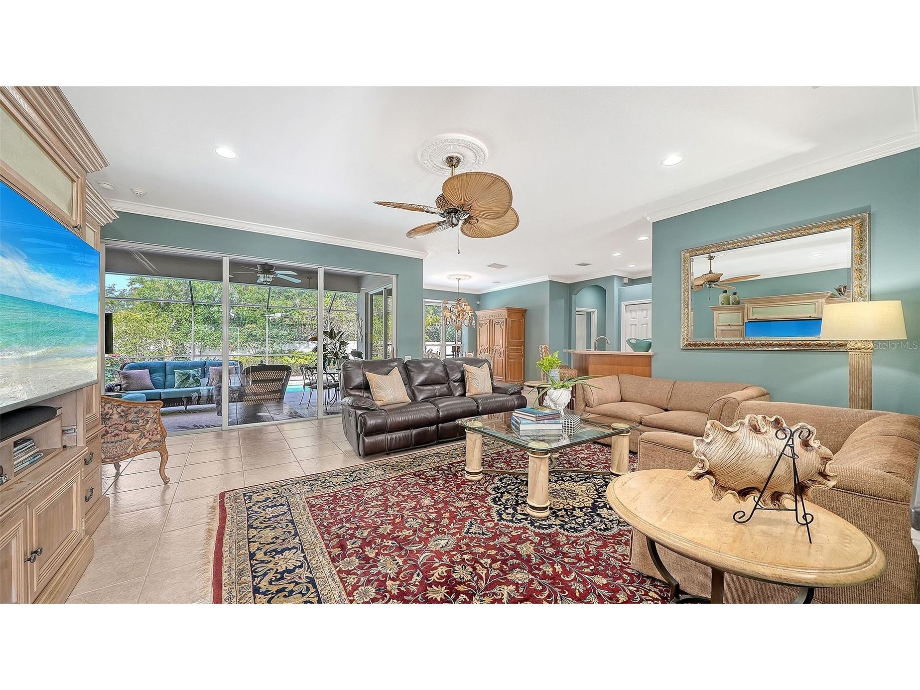4823 Carrington Circle Sarasota FL 34243 A4687377 image15