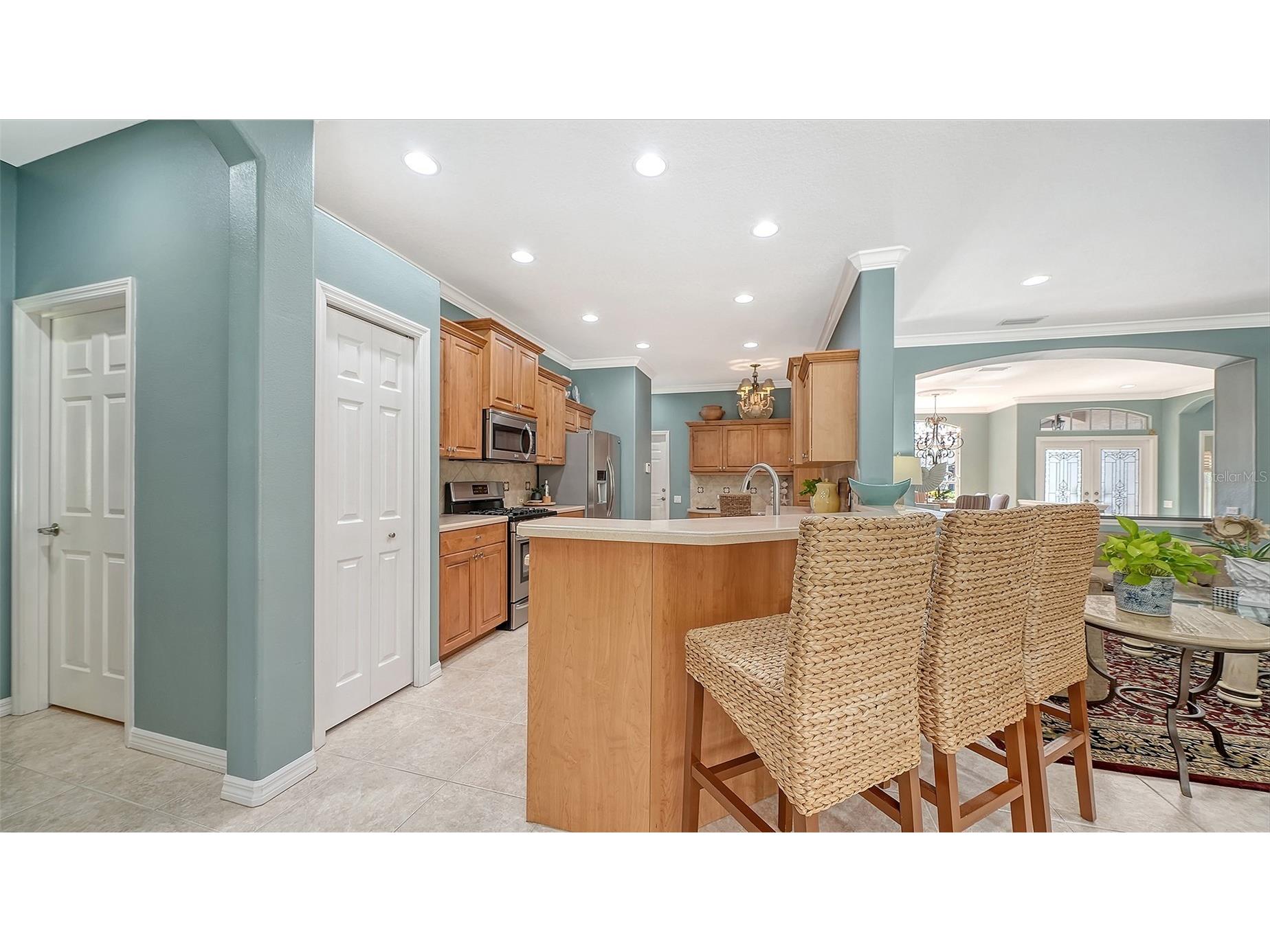 4823 Carrington Circle Sarasota FL 34243 A4687377 image22