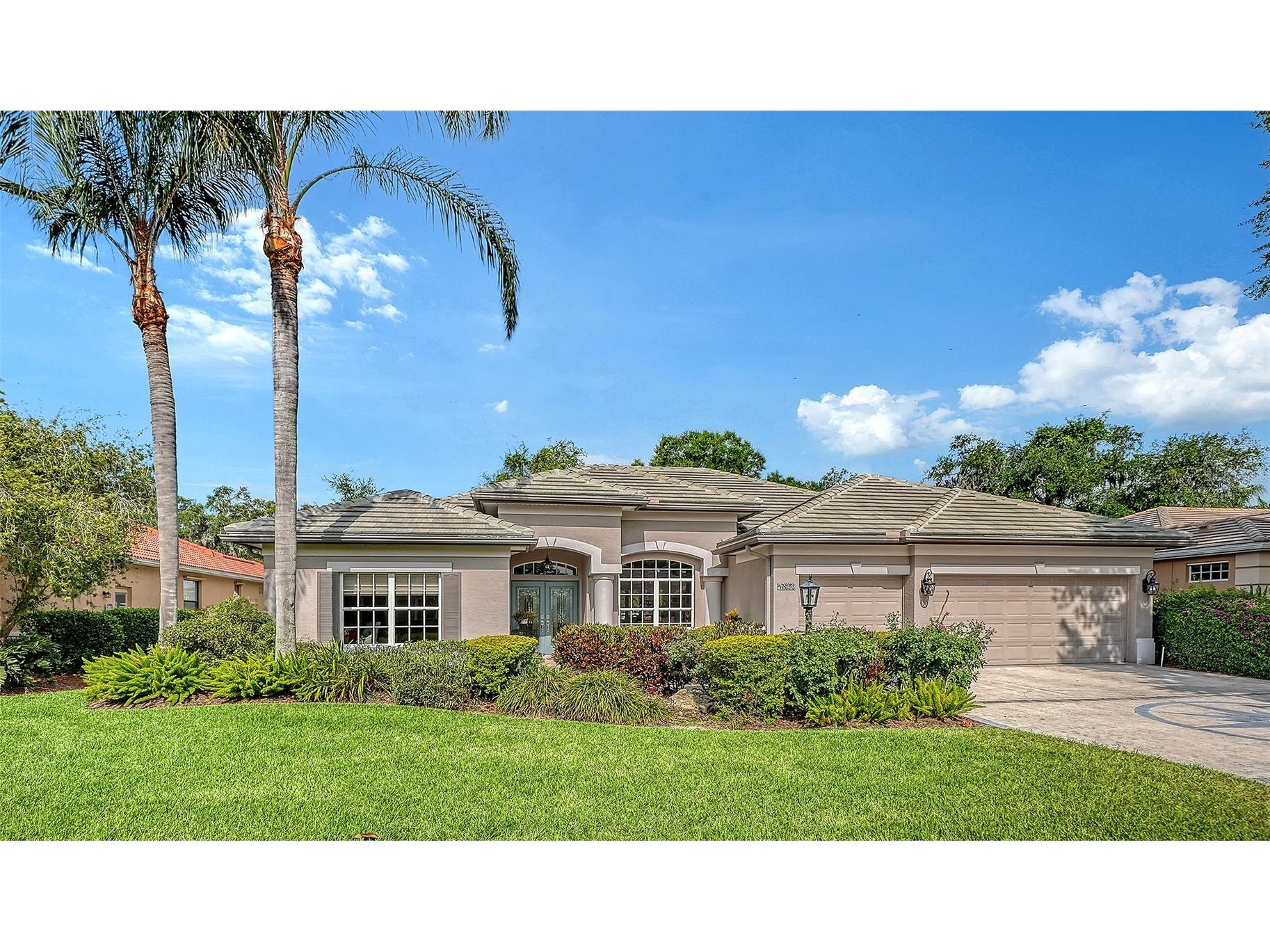 4823 Carrington Circle Sarasota FL 34243 A4687377 image3