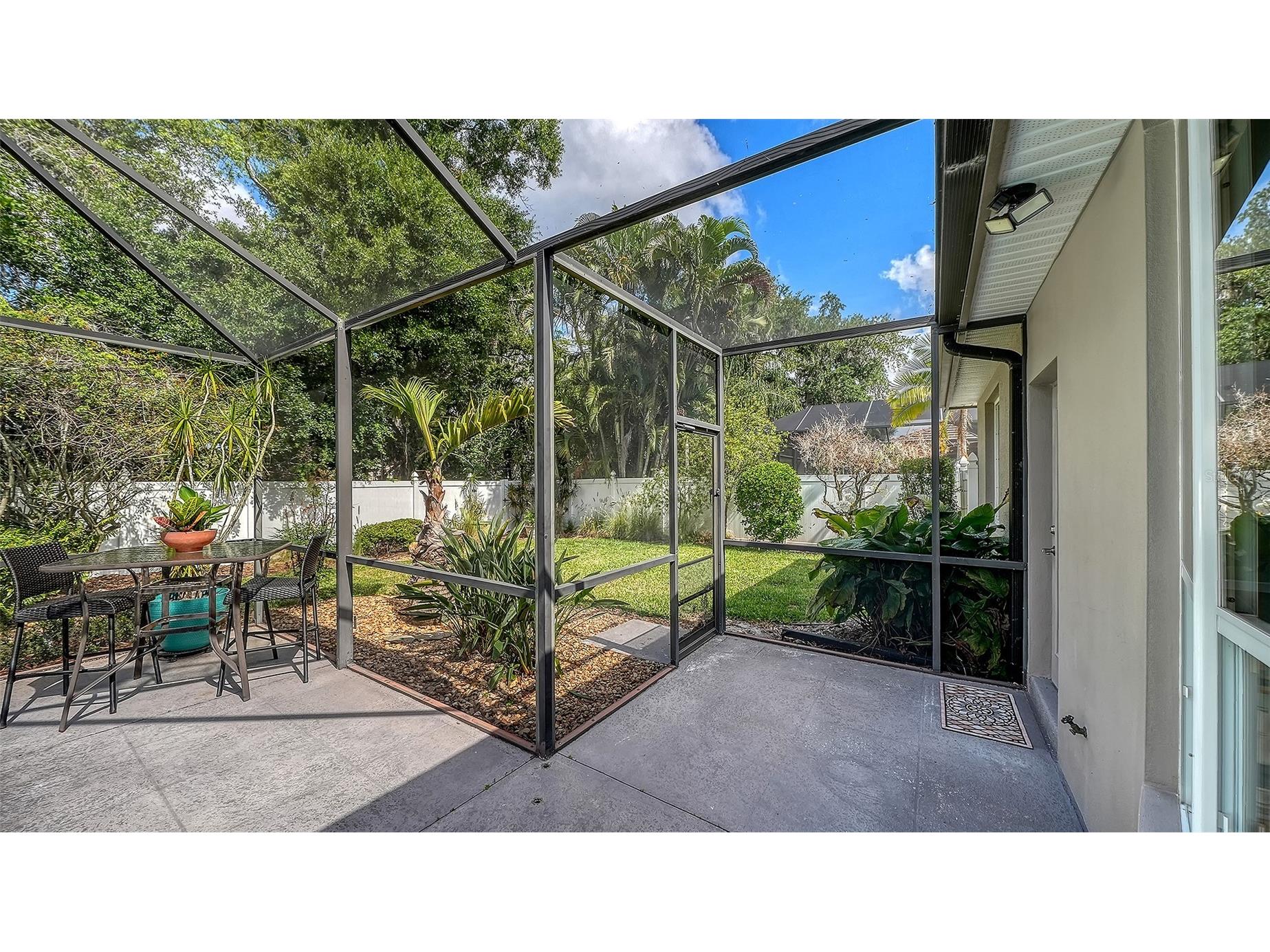 4823 Carrington Circle Sarasota FL 34243 A4687377 image52