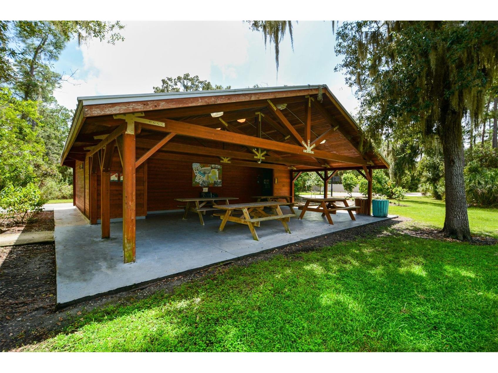 4823 Carrington Circle Sarasota FL 34243 A4687377 image71