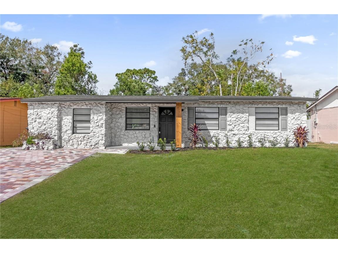 4823 Cedar View Road Orlando FL 32808 O6243481 image1