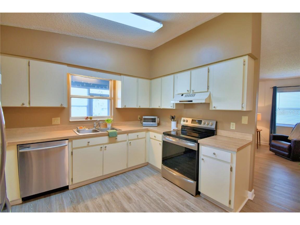 4823 Colonnades Circle W Lakeland FL 33811 L4956860 image19