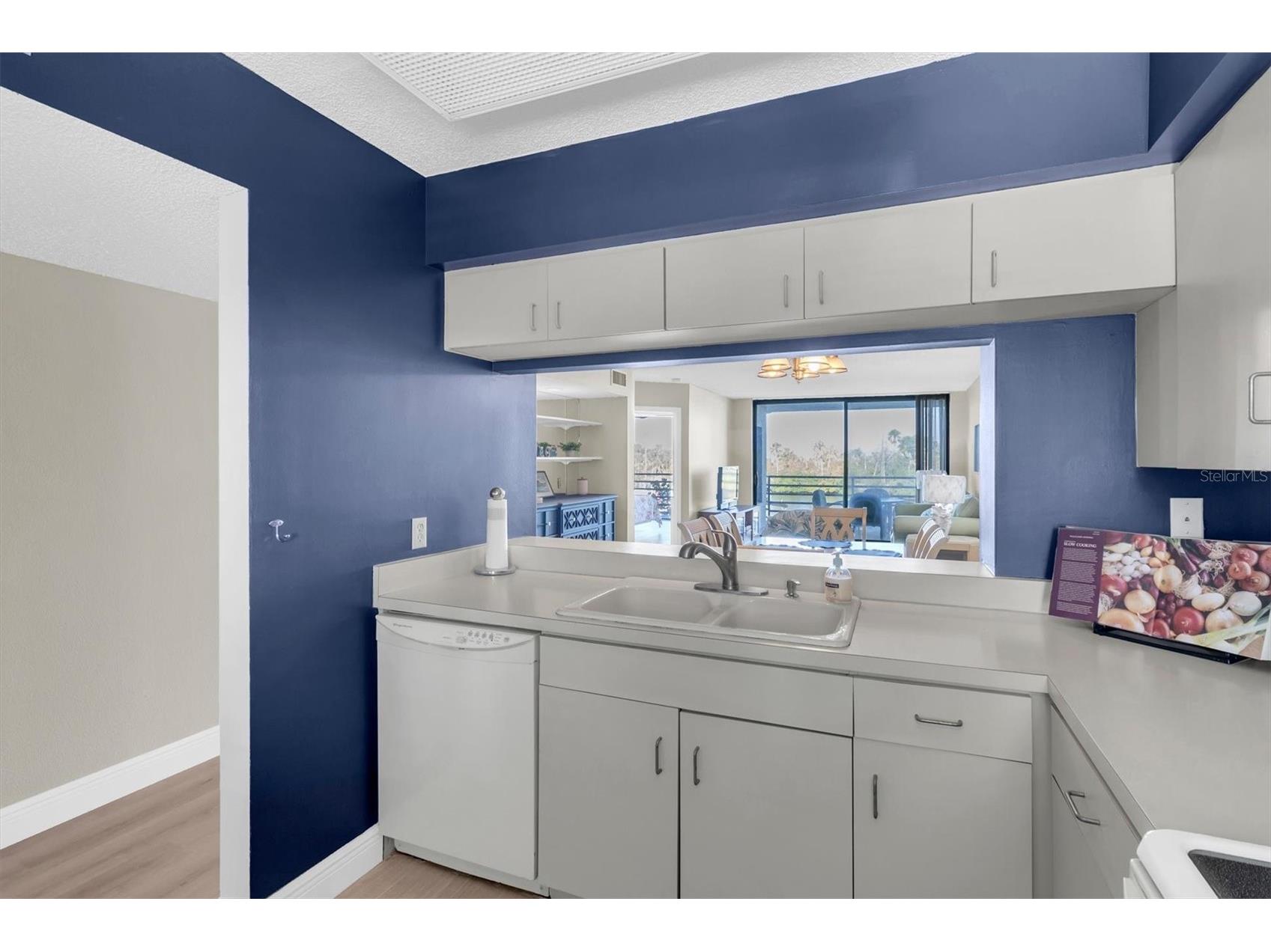 4823 Ebbtide Lane Unit #104 #104 Port Richey FL 34668 - PITHLACHASCOTEE RIVER W7883904 image13